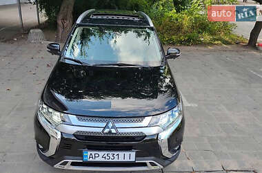 Mitsubishi Outlander  2018