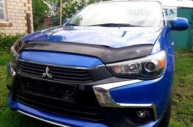 Mitsubishi Outlander  2015