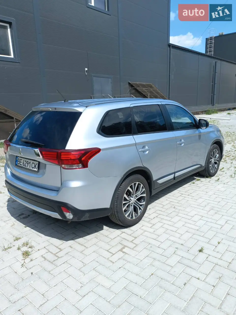 2015 Mitsubishi Outlander - мініатюра 4