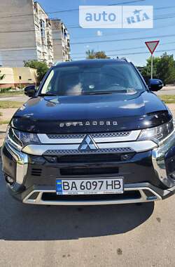 Mitsubishi Outlander  2018