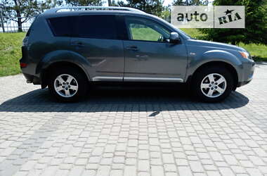 Mitsubishi Outlander  2007