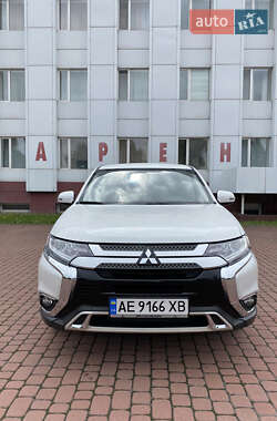 Mitsubishi Outlander  2018