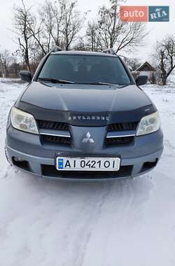 Mitsubishi Outlander  2006