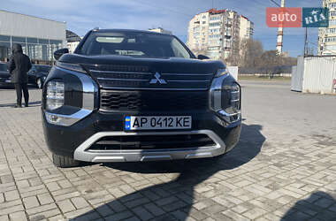 Mitsubishi Outlander  2021