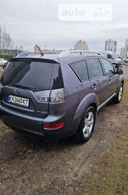 Mitsubishi Outlander  2008