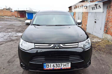 Mitsubishi Outlander  2013