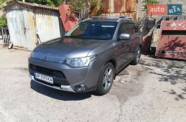 Mitsubishi Outlander  2015
