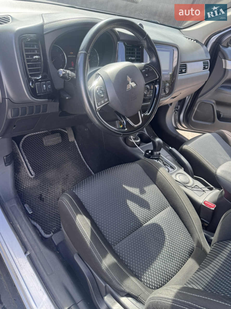 2016 Mitsubishi Outlander - мініатюра 5