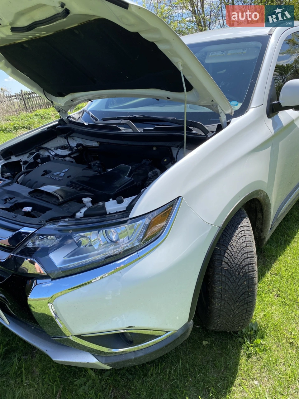 2017 Mitsubishi Outlander - мініатюра 3
