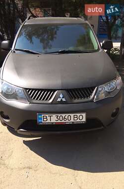 Mitsubishi Outlander  2007