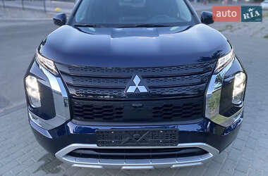 Mitsubishi Outlander 2022