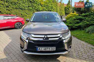 Mitsubishi Outlander  2018