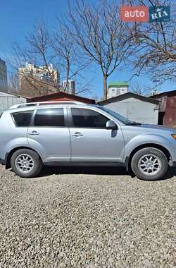 Mitsubishi Outlander 2008