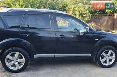 Mitsubishi Outlander  2008