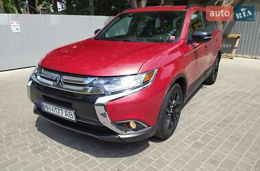 Mitsubishi Outlander  2017