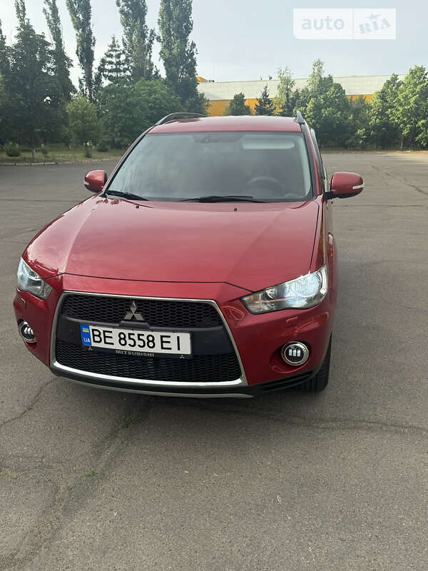 Mitsubishi Outlander
