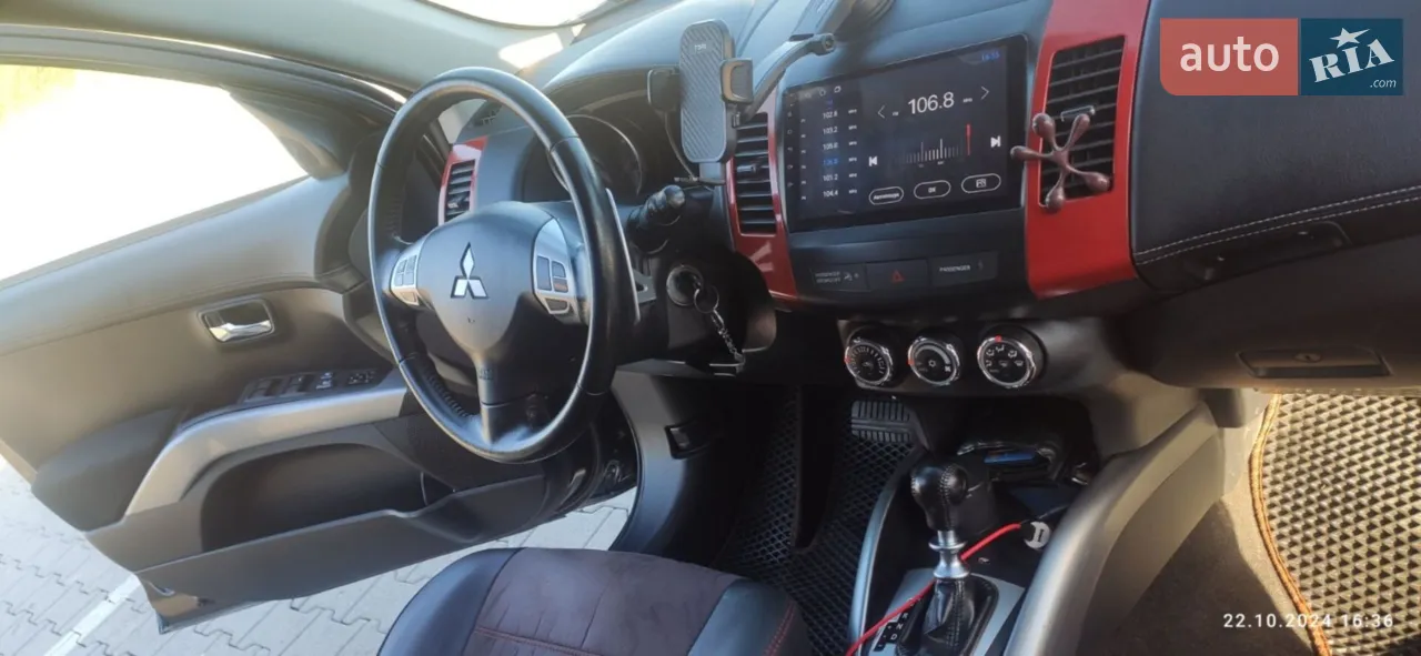 2012 Mitsubishi Outlander - мініатюра 3