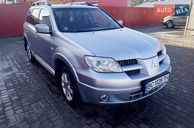 Mitsubishi Outlander  2008