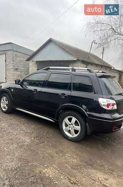Mitsubishi Outlander  2008