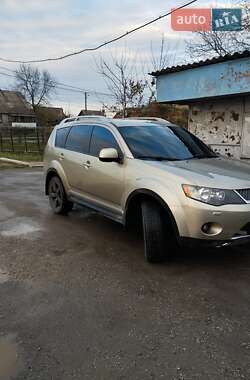 Mitsubishi Outlander  2008