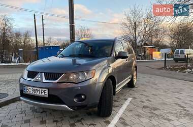 Mitsubishi Outlander  2009