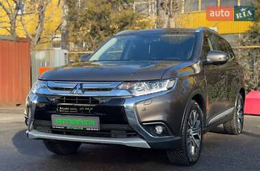 Mitsubishi Outlander  2018