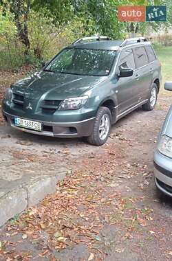 Mitsubishi Outlander  2005