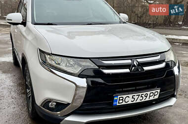 Mitsubishi Outlander  2018