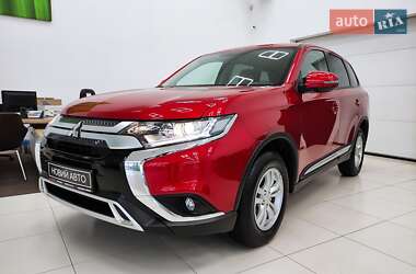 Mitsubishi Outlander  2023