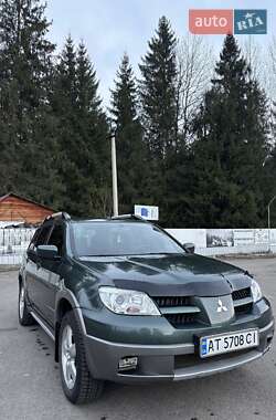 Mitsubishi Outlander  2006