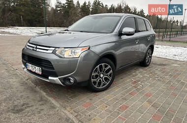 Mitsubishi Outlander  2014
