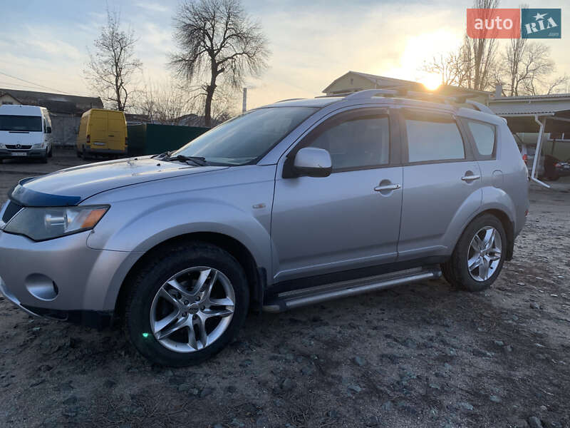 Mitsubishi Outlander 2008 року в Миколаїві