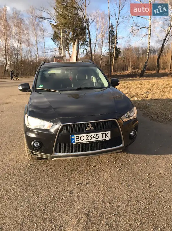 Mitsubishi Outlander