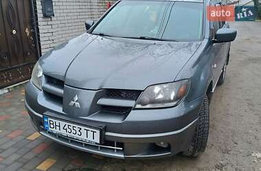 Mitsubishi Outlander  2004