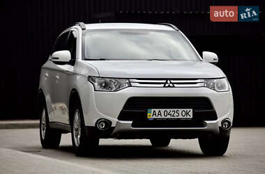 Mitsubishi Outlander 2014