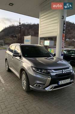 Mitsubishi Outlander  2019
