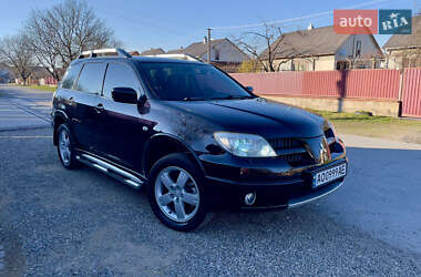 Mitsubishi Outlander  2006