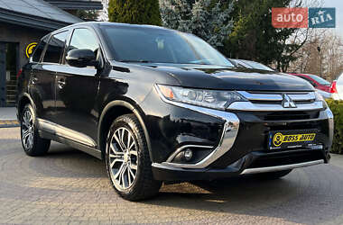 Mitsubishi Outlander  2017