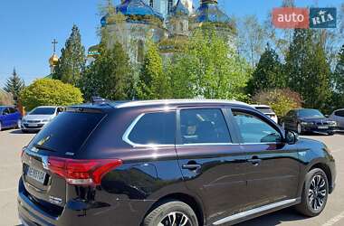 Mitsubishi Outlander  2017