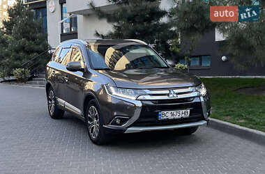 Mitsubishi Outlander 2017