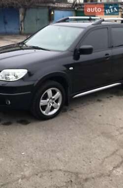Mitsubishi Outlander  2006