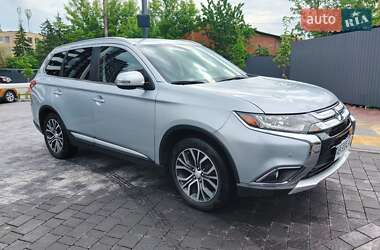 Mitsubishi Outlander  2017