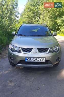 Mitsubishi Outlander  2008