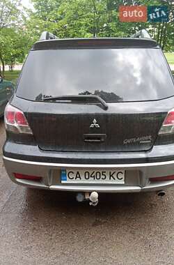 Mitsubishi Outlander  2003