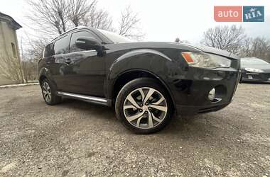 Mitsubishi Outlander  2010