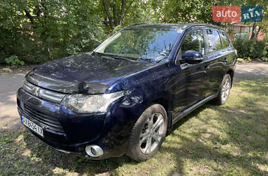 Mitsubishi Outlander 2013