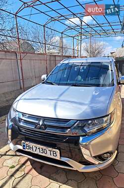 Mitsubishi Outlander  2017