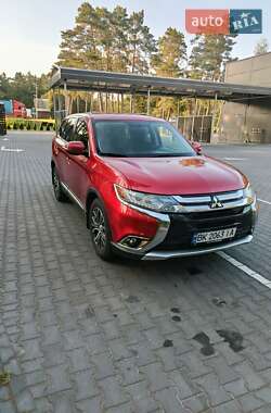 Mitsubishi Outlander  2017