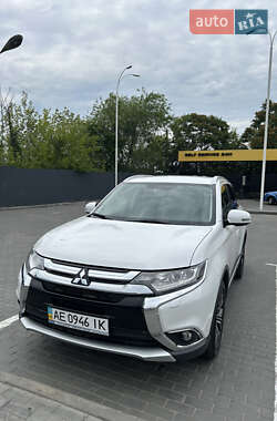 Mitsubishi Outlander  2017