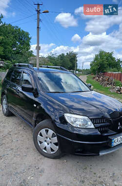 Mitsubishi Outlander  2008